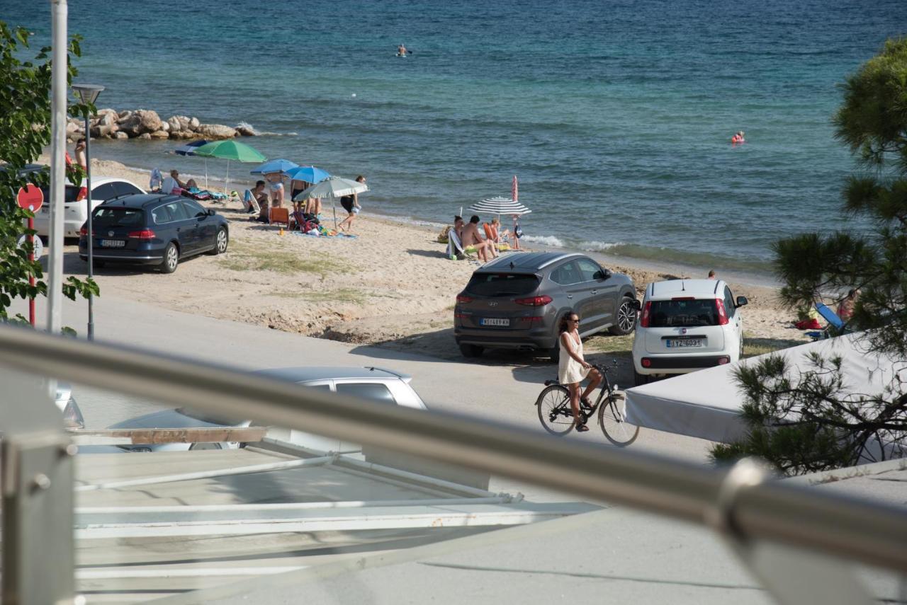 Vertigo Seaside Apartments Никити Экстерьер фото